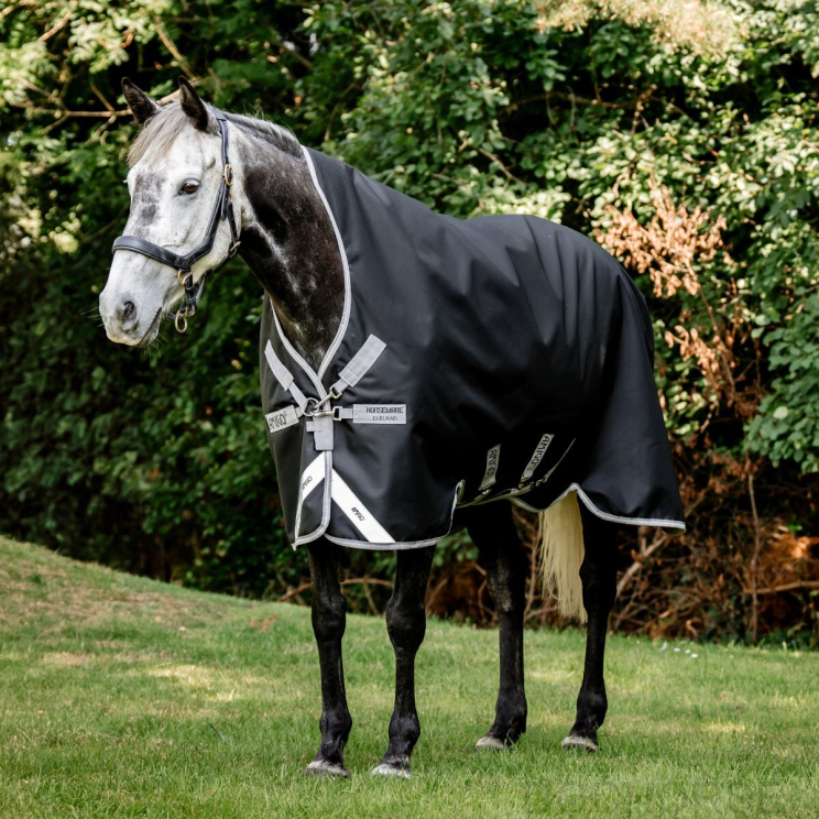 Amigo Wug Regendeken Black